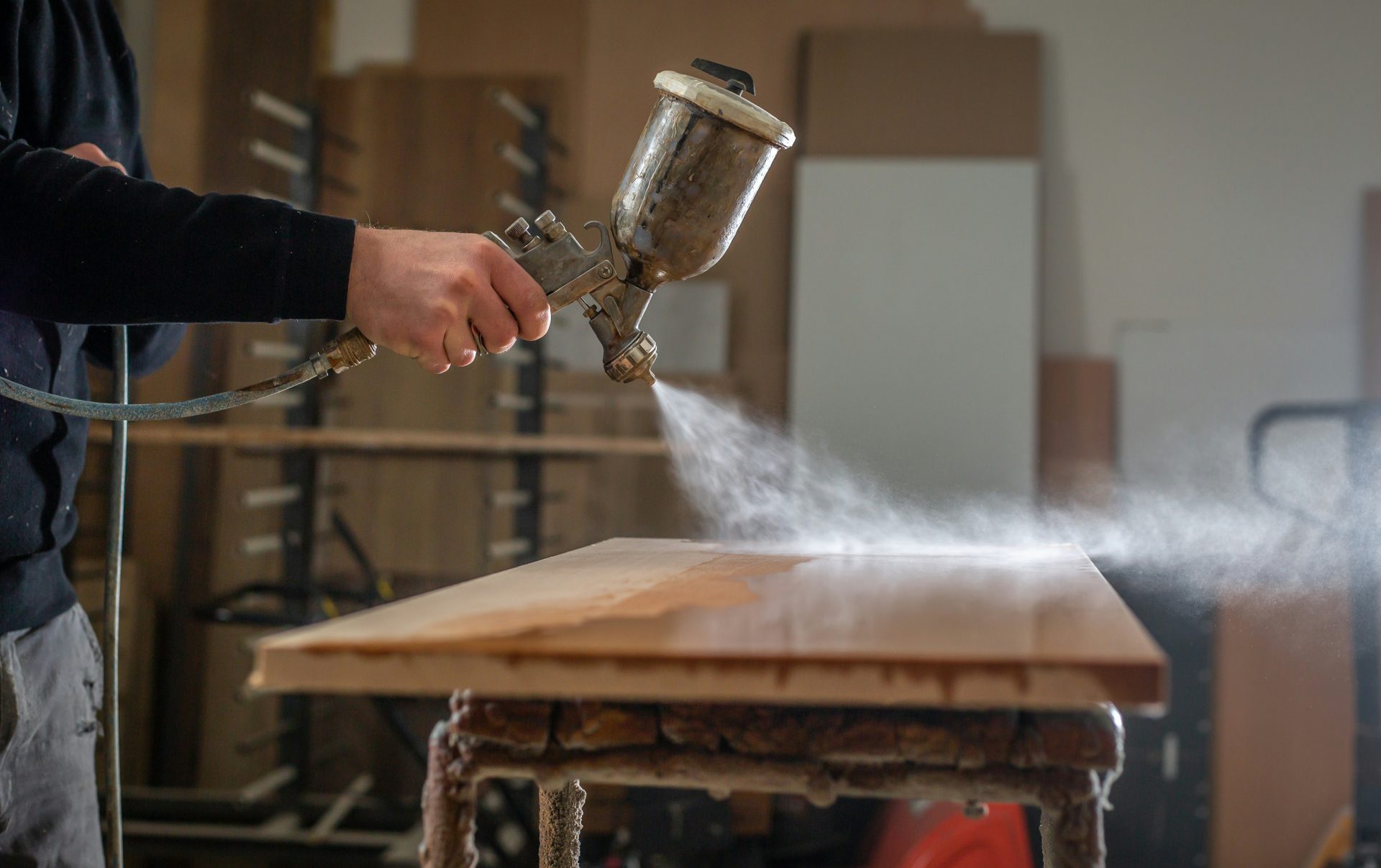 Peinture intérieur maison : les avantages (et étapes) pour peindre au pistolet à air comprimé !